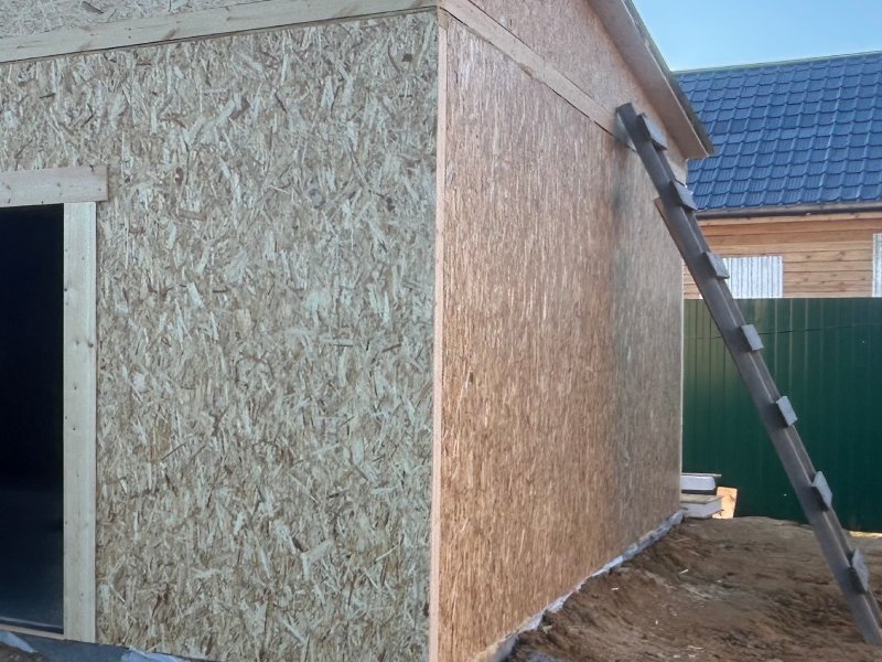 BOULEVARD dining table - Discover the epitome of luxury with the H&eacute;ritage collection by Jumbo Collection, fully custom made for tailor-made projects.